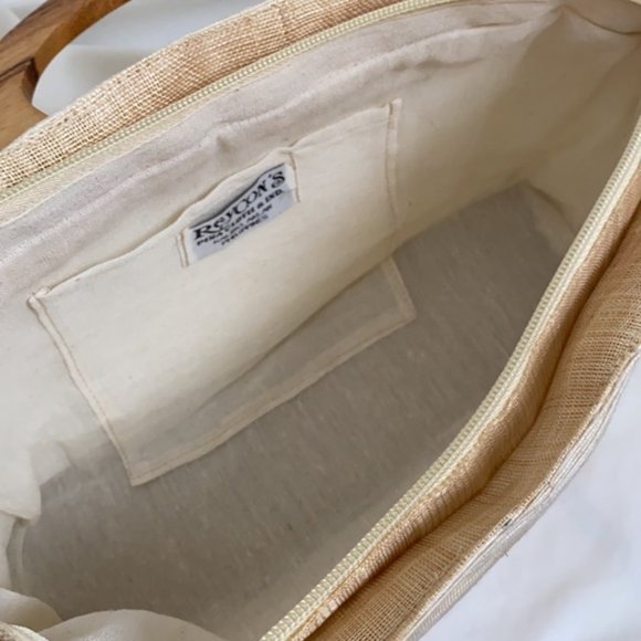 NWOT Philippine Striped Tote w/Abaca, Wood, and Shells - Picture 12 of 16